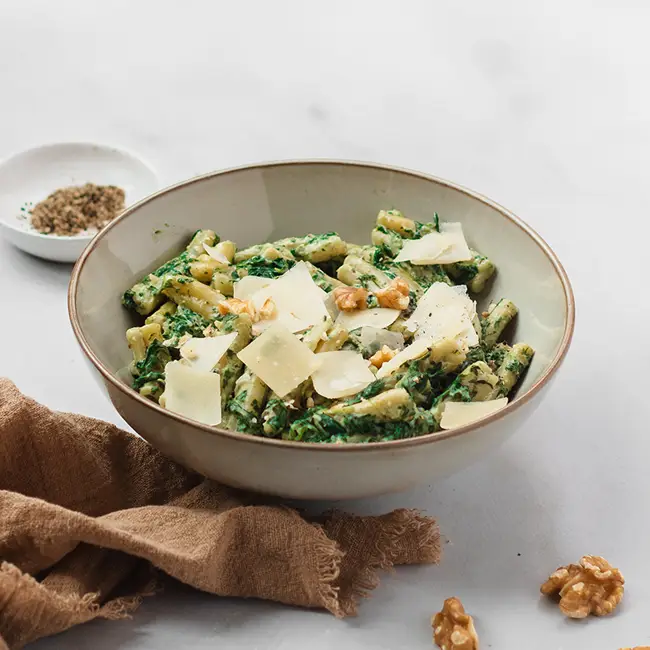 Pasta met spinazie en kruidenroomkaas | pasta met kruidenroomkaas