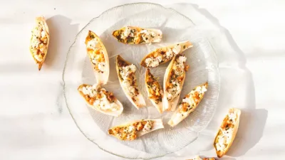 witlofblaadjes met geitenkaas