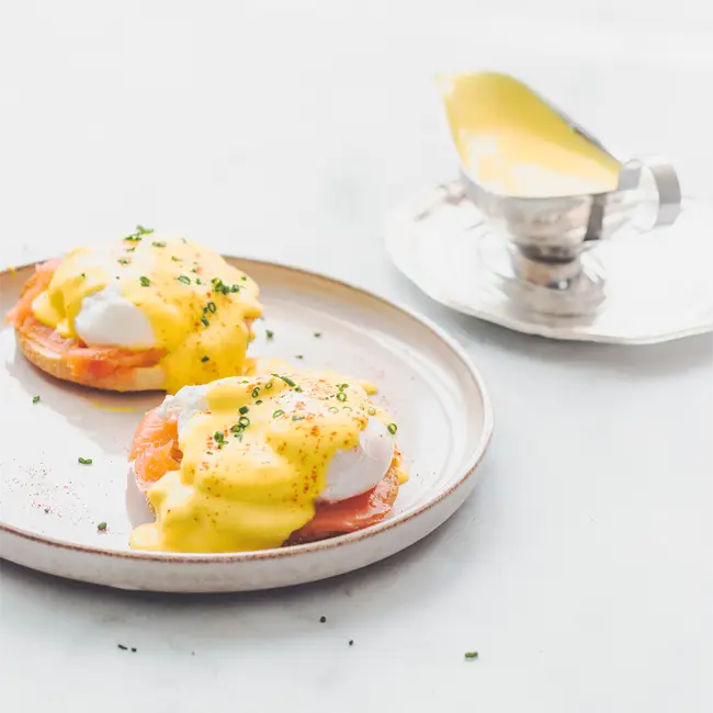 Eggs benedict maken