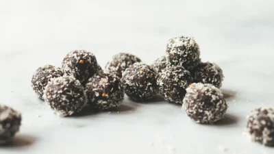 Chocolade-kokosballetjes enegie balls bliss balls