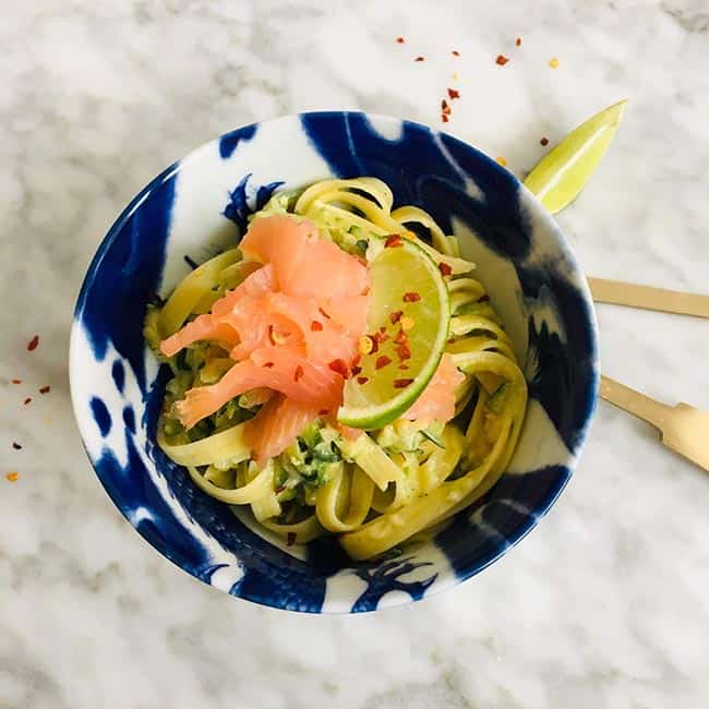 Pasta met courgettesaus en gerookte zalm recept Pasta met courgettesaus en gerookte zalm recept