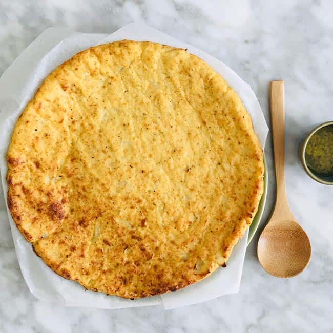 Bloemkoolpizza bodem uit de oven Bloemkoolpizza bodem uit de oven