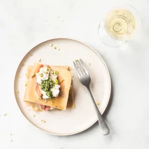 Open lasagne met mozzarella en parmaham