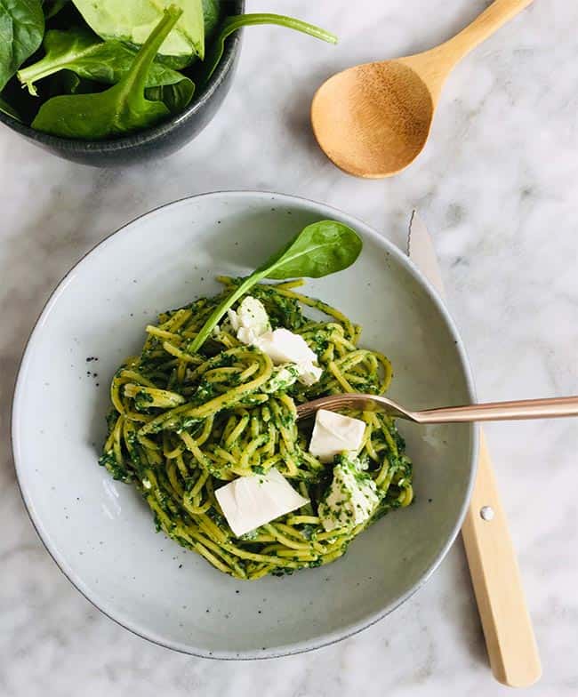 Spaghetti met spinazie en feta simpel recept
