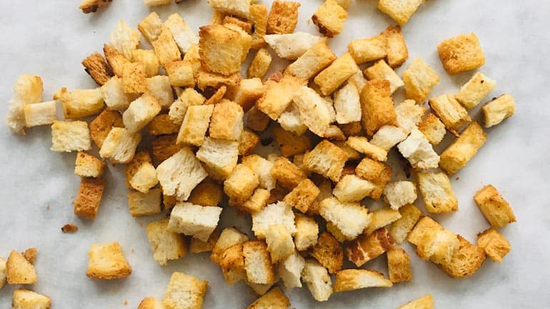 Croutons maken in de oven