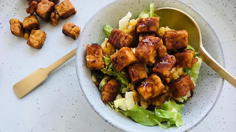 Rauwe andijviestamppot vega met tempeh