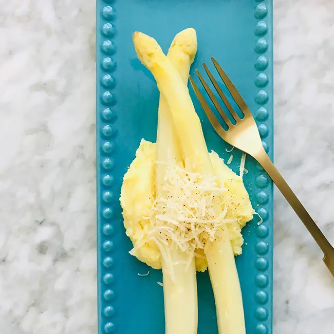 Asperges met mousseline puree Asperges met mousseline puree