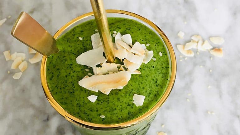 Smoothie spinazie banaan kiwi Smoothie spinazie, banaan en kiwi