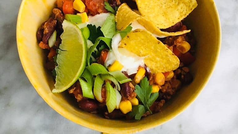 Chili con carne Chili con carne recept met nacho’s, bonen en volop smaak