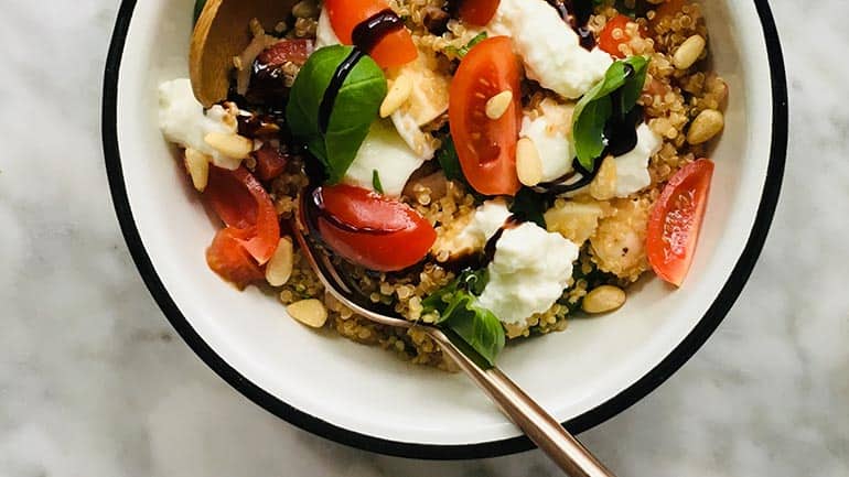 Quinoasalade caprese