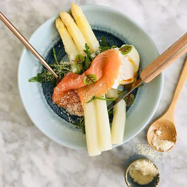 Asperges zalm en gepocheerd ei simpel recept
