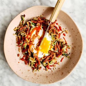 Courgette spaghetti met ei