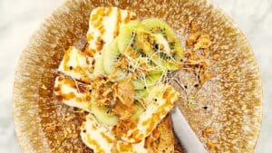 Halloumi met Zespri kiwi green