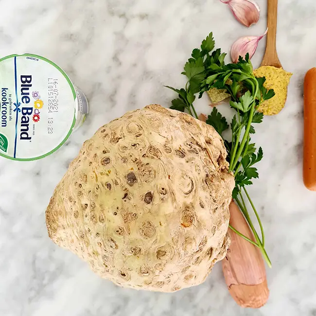 Knolselderijsoep met vegan room Romige knolselderijsoep met vegan room