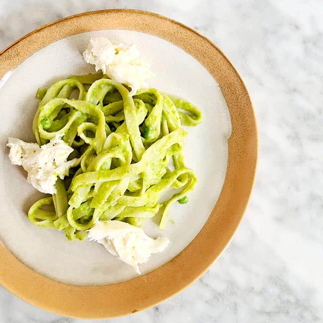 Tagliatelle met doperwtensaus