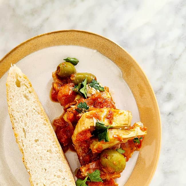 Tajine met kip tomaat limoen en olijf