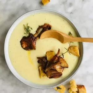 Aardappel knoflooksoep