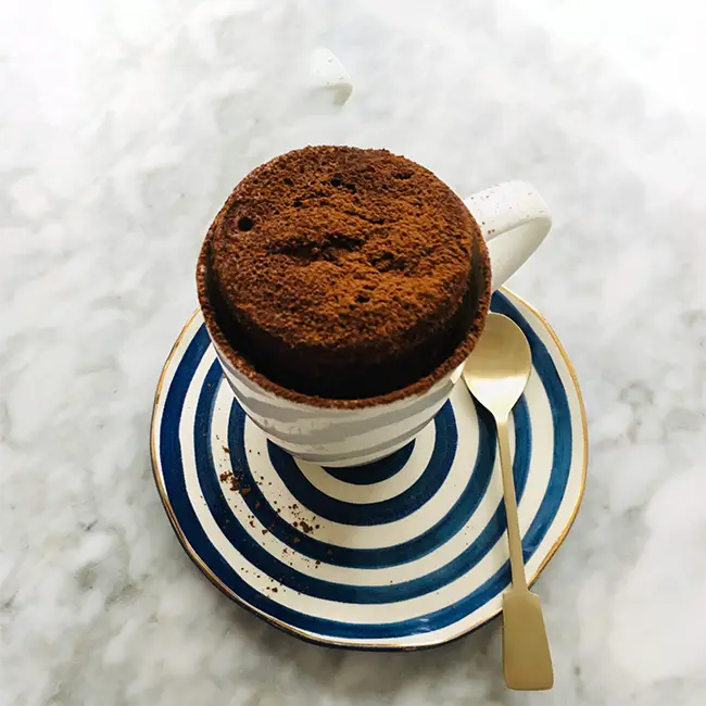 Brownie in een mok