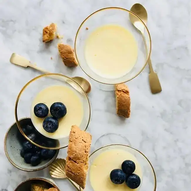 Lemon posset citroentoetje Lemon posset citroentoetje