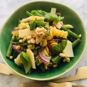 Pastasalade met tonijn
