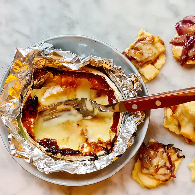 Oven-camembert