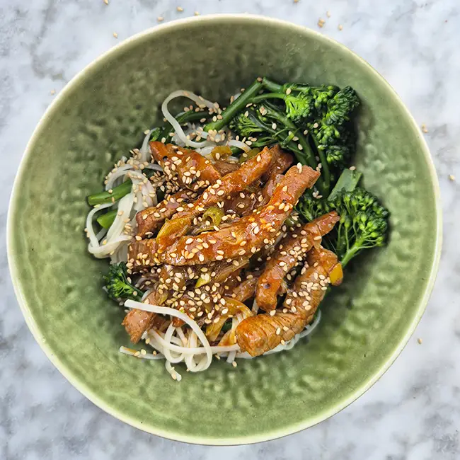 Beef teriyaki met noedels