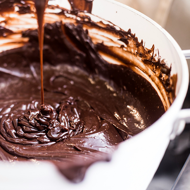 Chocolade smelten keramische pan Chocolade smelten keramische pan