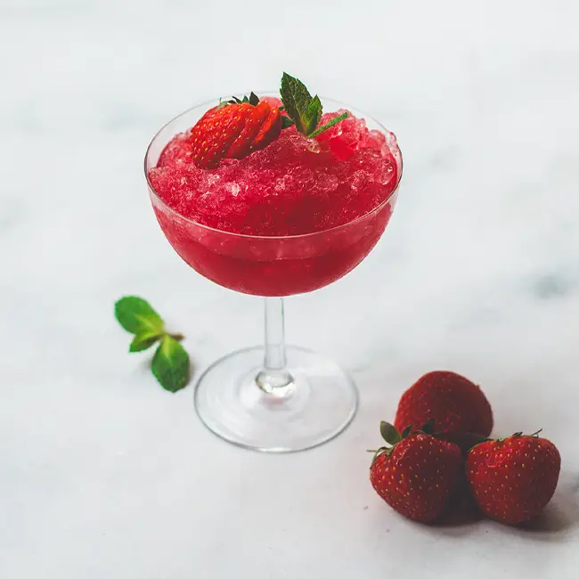 Aardbeiencocktail zonder alcohol | alcoholvrije aardbeiencocktail | alcoholvrije strawberry daiquiri