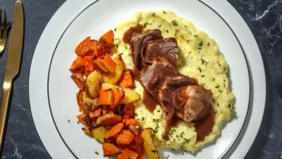 Varkenshaas met rode wijnsaus recept