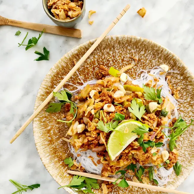Vegetarisch weekmenu thaise noedels