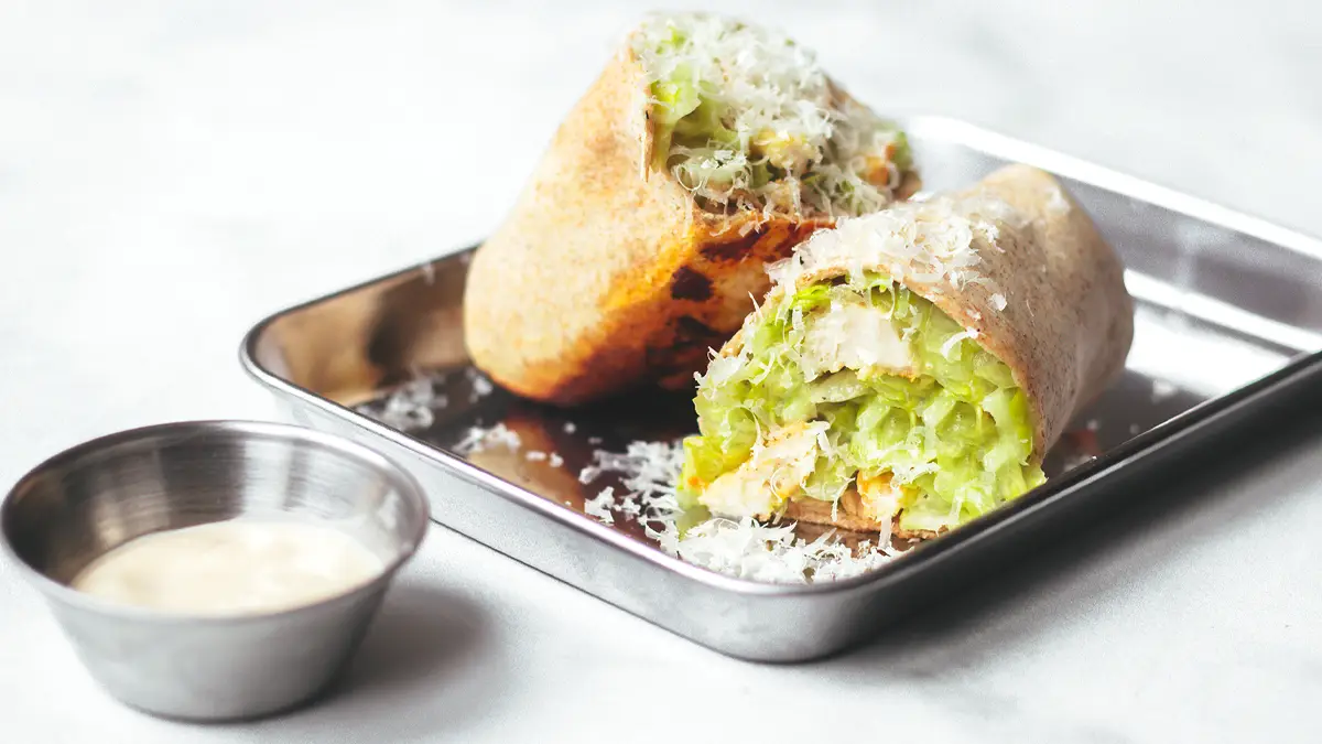 Caesar wraps met krokante kip